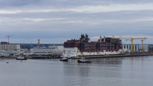 Norwegian Epic - Loire - 11 juillet 2009 (01).JPG
